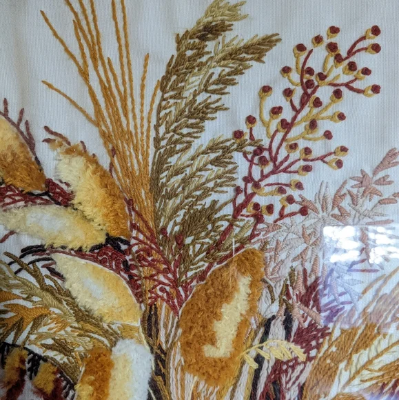 Vtg MCM Crewel‎ Needle Point Floral Bouquet Picture Large Wall Art 18" x 22" - Picture 4 of 14